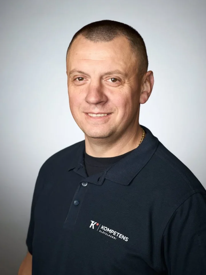 2021-05-07-Lucas-K-Plat_2000px-web-1-768×1024.jpg